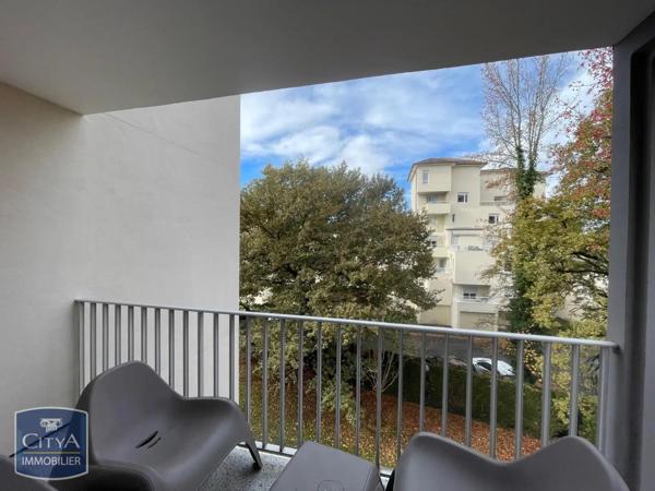 Appartement à louer 3 pièces 63.78m²