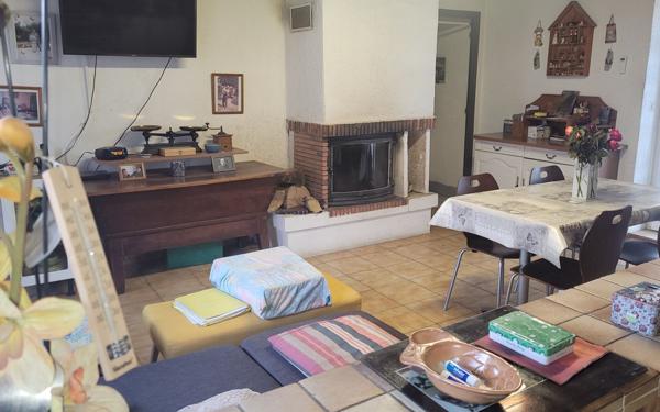 Maison à vendre    4 pièces •  Lens-Lestang