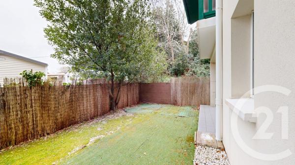 Appartement T4 à vendre  4 pièces - 76 m 2   BIDART  - 64