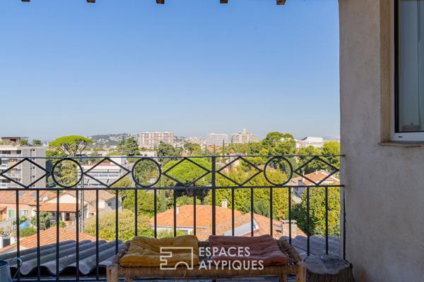Triplex en dernier étage avec vue dégagée, Mazargues, Marseille