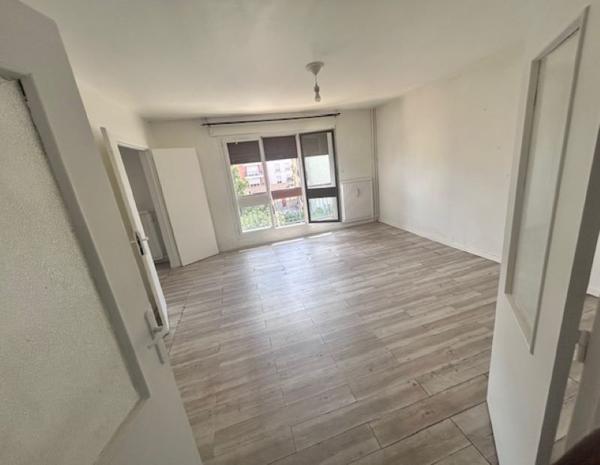 Appartement Le Blanc Mesnil 2 pièce(s) 55 m2