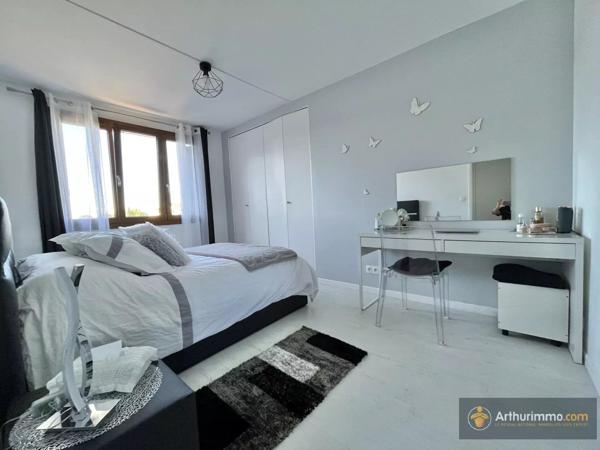 Vente Appartement 4 pièces 84 m2 à Livry-Gargan