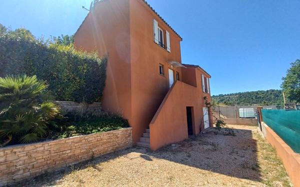 Maison à vendre    4 pièces •  Roumoules