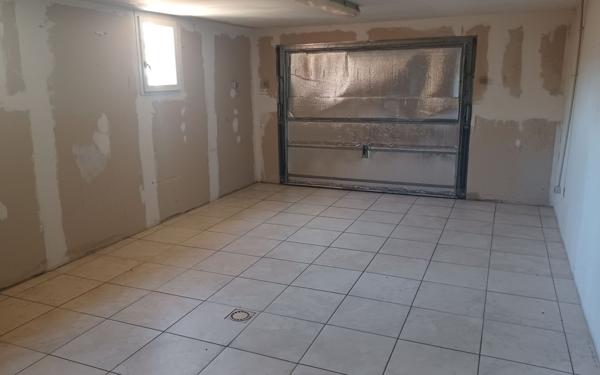 Maison à vendre    4 pièces •  Roumoules