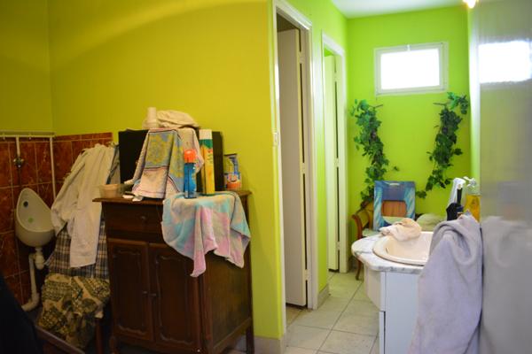 Vendeuil Batiment commercial 200 m2  sur Terrain 1350 m2