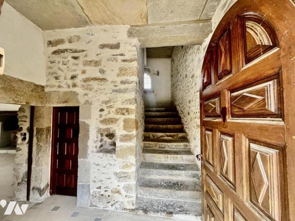 Propriété sur 12 ha proche d'Uzès et Avignon avec piscine