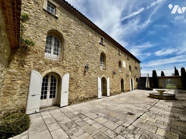 Propriété sur 12 ha proche d'Uzès et Avignon avec piscine