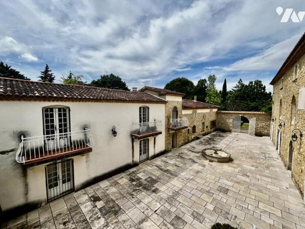Propriété sur 12 ha proche d'Uzès et Avignon avec piscine