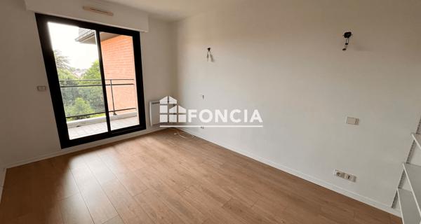Location Appartement 5 pièces 111.78 m² - Mouvaux 59420