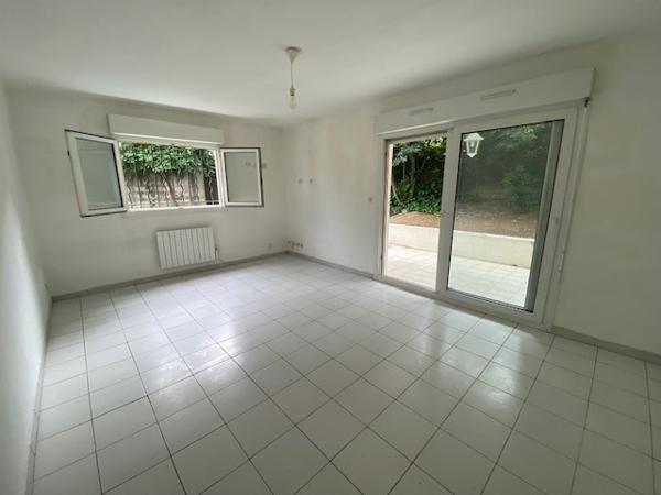 Collines Estanove - T2 avec 2 parkings - 48 m2