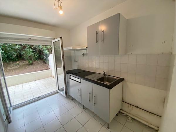 Collines Estanove - T2 avec 2 parkings - 48 m2