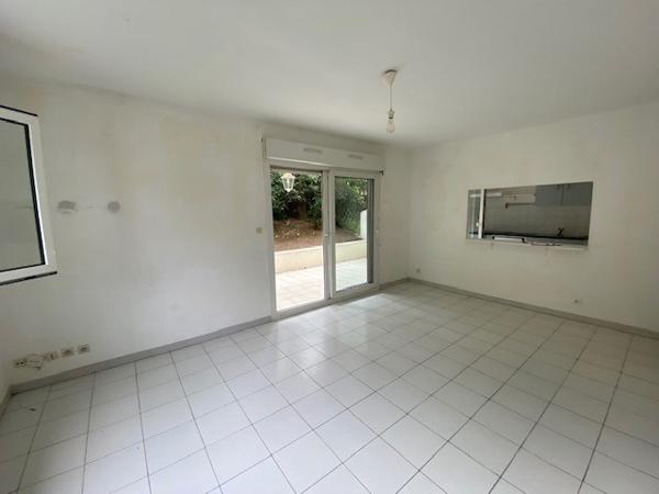 Collines Estanove - T2 avec 2 parkings - 48 m2