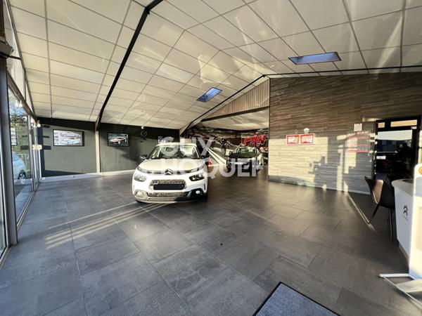 ENTREPÔT / LOCAL COMMERCIAL