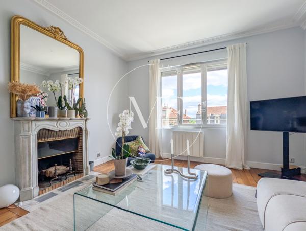 Appartement
         4 pièces
        - 86 m² Exclusivité 470 000 € *