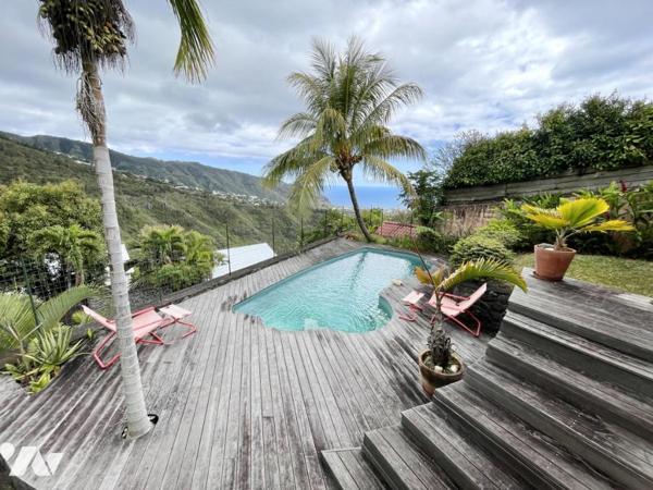 SAINT DENIS VILLA T5 AVEC VUE MER/MONTAGNE