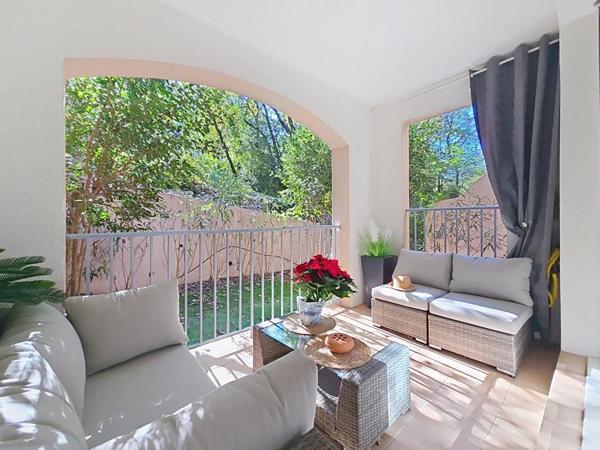 Belgentier - Grand T3, 68 m², pkg, piscine, ss vis à vis - Domaine sécurisé