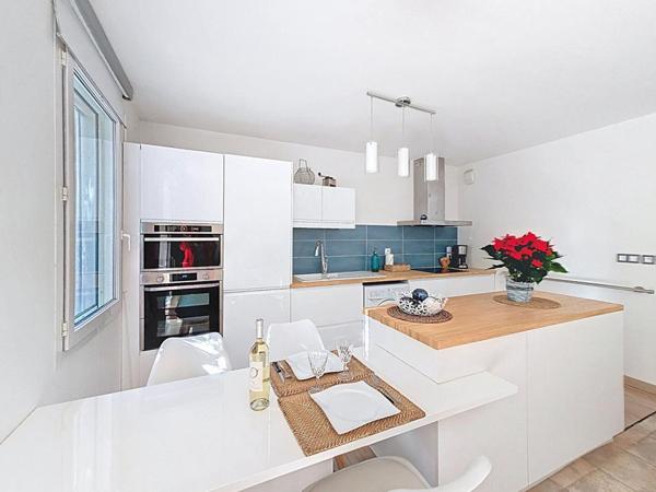 Belgentier - Grand T3, 68 m², pkg, piscine, ss vis à vis - Domaine sécurisé