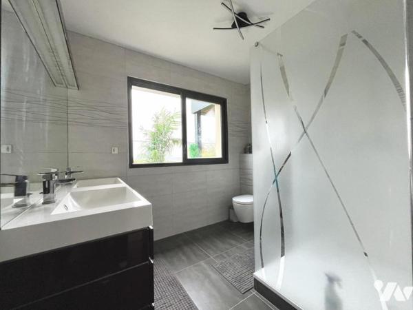 Sur la commune de Pargny-Lès-Reims, superbe maison de 2015 construite sur une parcelle de 956m2...