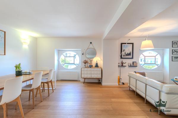 Appartement
                                                                                                                                                                                                                                                                                                                        4 pièce(s)                                                                                                                                                                                                          3 chambre(s)                                                                                                                                                                                                          110  m²
