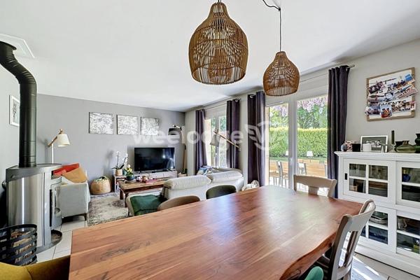 Maison à vendre 6 pièces de 114 m² à Jouy-le-Moutier