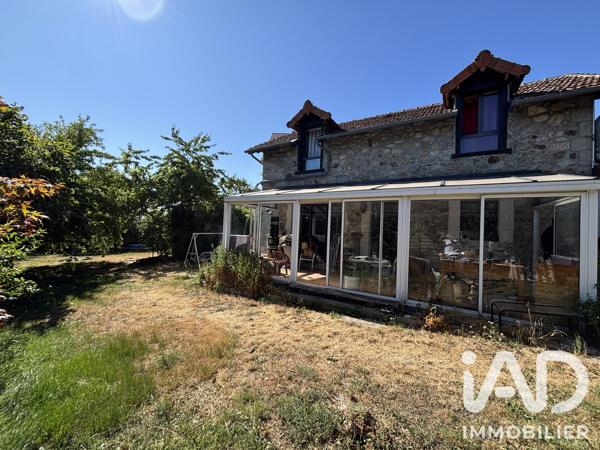 Maison à vendre 4 pièces 120 m² Saint-Mamet-la-Salvetat
