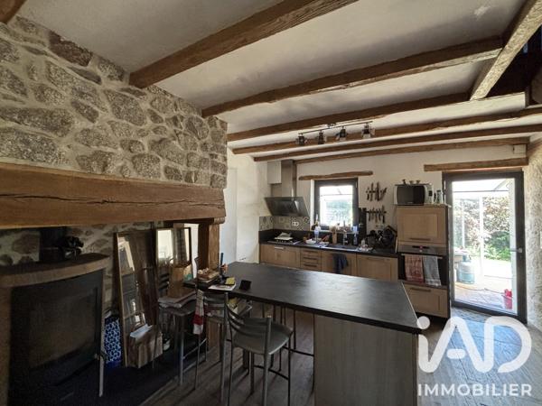 Maison à vendre 4 pièces 120 m² Saint-Mamet-la-Salvetat