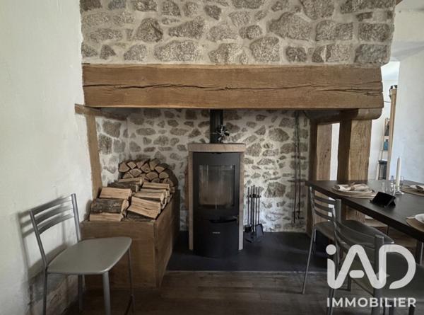 Maison à vendre 4 pièces 120 m² Saint-Mamet-la-Salvetat