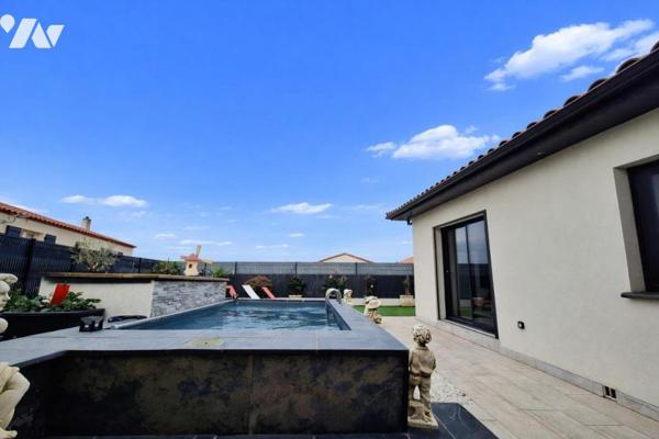 Villa contemporaine de plain-pied aux prestations haut de gamme, sur les hauteurs de Trouillas.