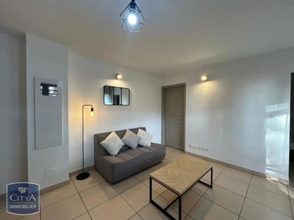 Appartement à louer 2 pièces 33.67m² La Possession (97419)