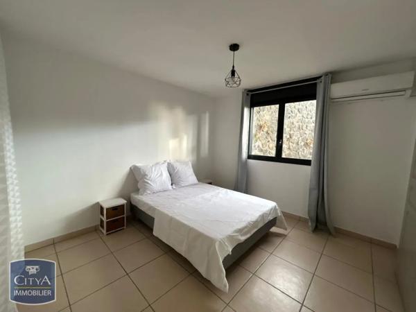 Appartement à louer 2 pièces 33.67m² La Possession (97419)