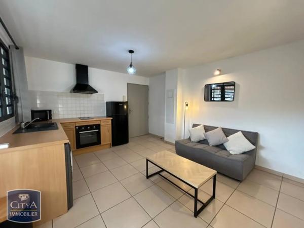 Appartement à louer 2 pièces 33.67m² La Possession (97419)
