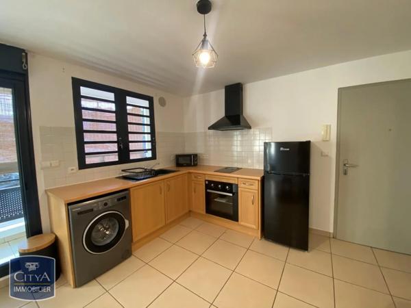 Appartement à louer 2 pièces 33.67m² La Possession (97419)