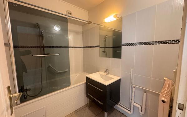 Appartement à vendre    1 pièce •  Dax