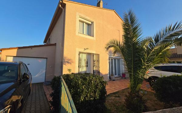 Immeuble à vendre    8 pièces • 206 m2 Saint-Cyprien