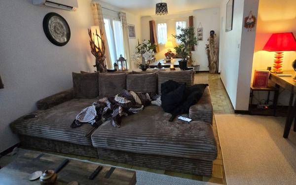 Immeuble à vendre    8 pièces • 206 m2 Saint-Cyprien