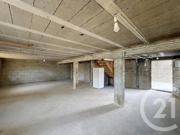 Maison à vendre  6 pièces - 135 m 2   PLOUMAGOAR  - 22