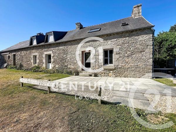 Maison à vendre  6 pièces - 135 m 2   PLOUMAGOAR  - 22