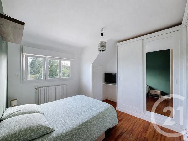 Maison à vendre  6 pièces - 135 m 2   PLOUMAGOAR  - 22