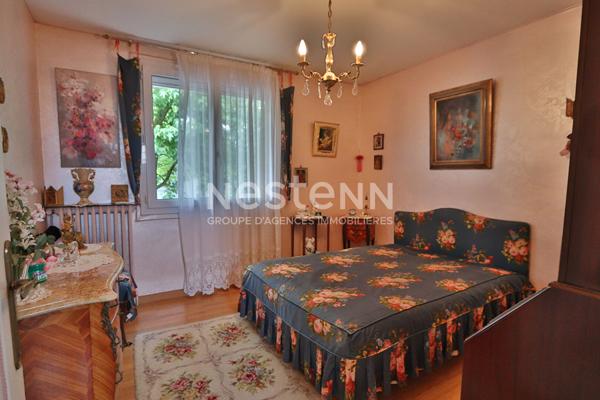 Maison en centre-ville, 3 chambres, jardin clos et garage - 75 m² habitables