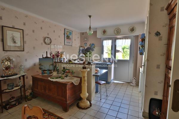 Maison en centre-ville, 3 chambres, jardin clos et garage - 75 m² habitables