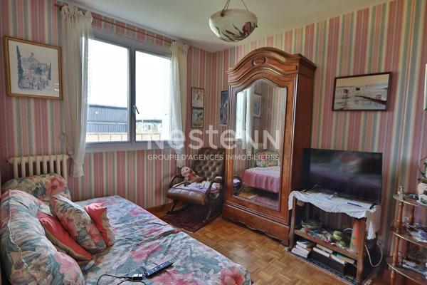 Maison en centre-ville, 3 chambres, jardin clos et garage - 75 m² habitables