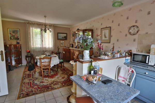 Maison en centre-ville, 3 chambres, jardin clos et garage - 75 m² habitables