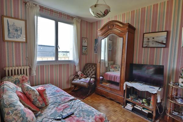 Maison en centre-ville, 3 chambres, jardin clos et garage - 75 m² habitables