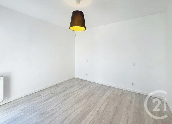 Maison à vendre  4 pièces - 100 m 2   PLOEREN  - 56