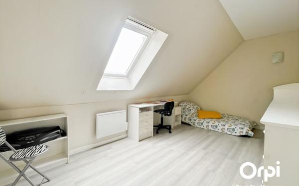 Maison à vendre    8 pièces • 123 m2 Verneuil-en-Halatte