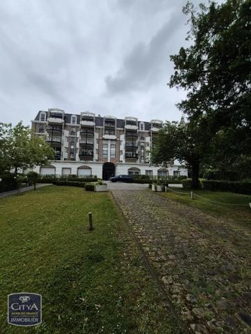 Appartement à louer 3 pièces 98.67m² Cambrai (59400)