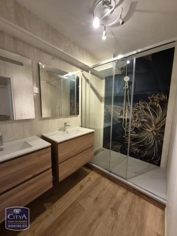 Appartement à louer 3 pièces 98.67m² Cambrai (59400)