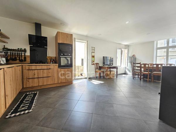 Maison à vendre 5 pièces 109 m² 4 chambres PANISSIERES (42)