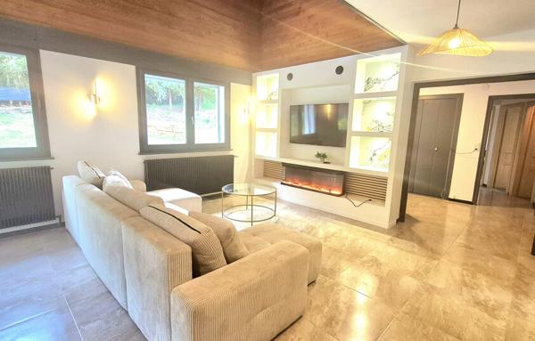 Maison de 246 m²
