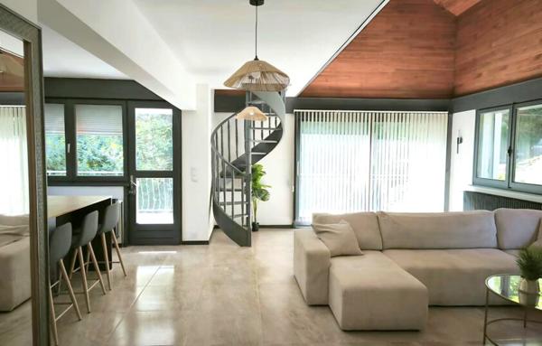 Maison de 246 m²